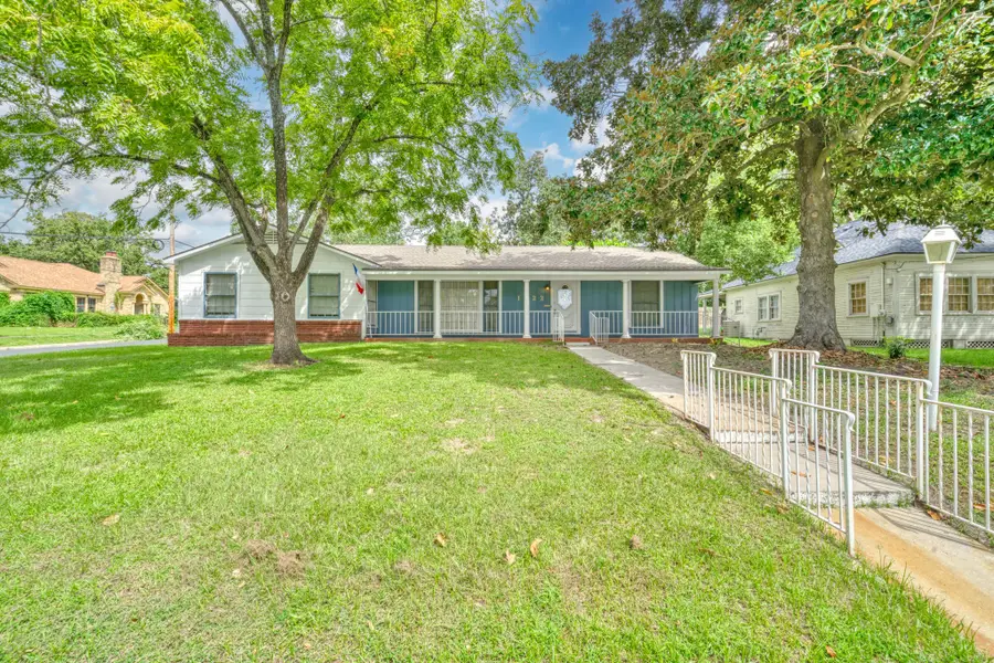 1422 21st Street, Huntsville, TX 77340 - Image #2