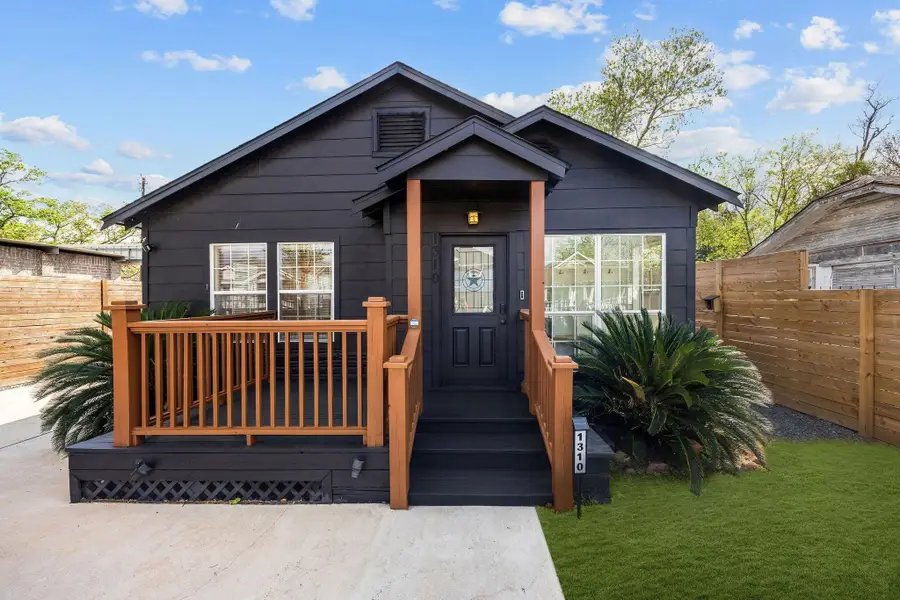 1310 Walton Street, Houston, TX 77009 - #2