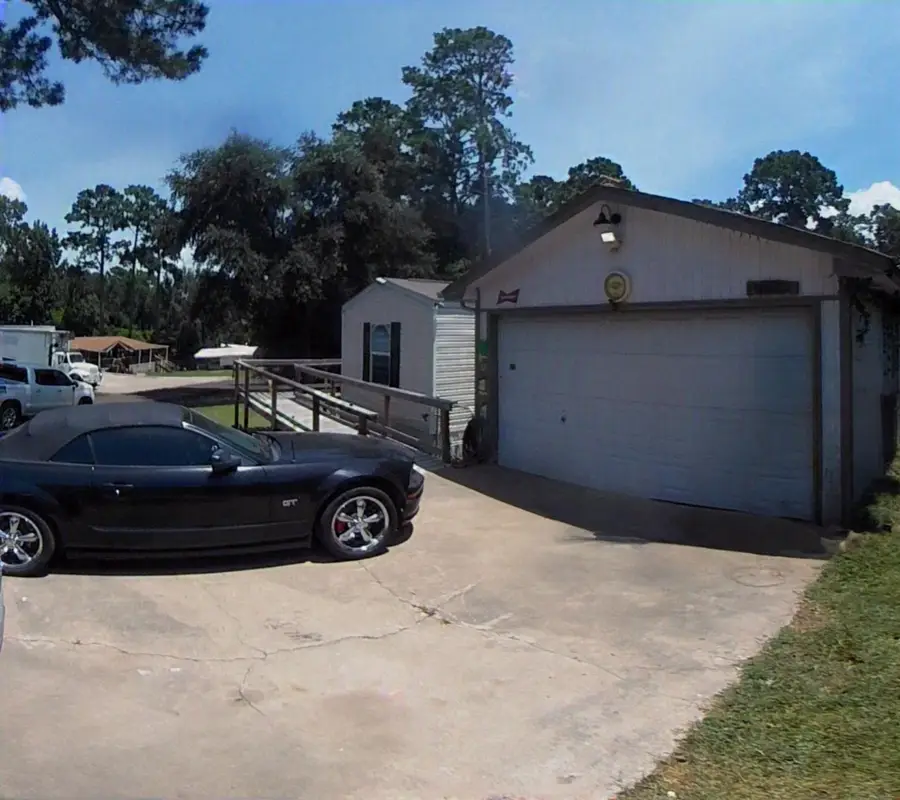 152 E Oak Shadows, Onalaska, TX 77360 - #2