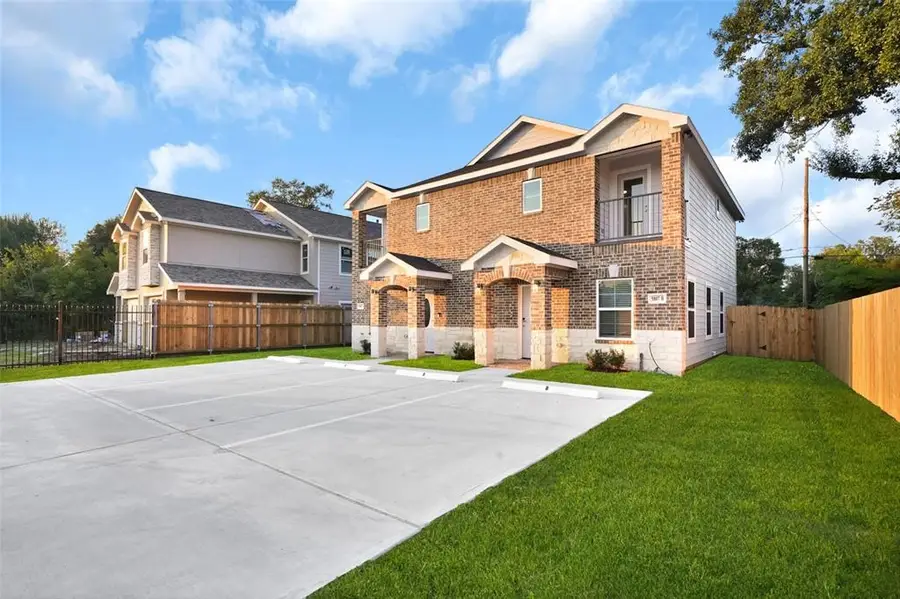 7923 Bowen Street #A/B, Houston, TX 77051 - Image #3