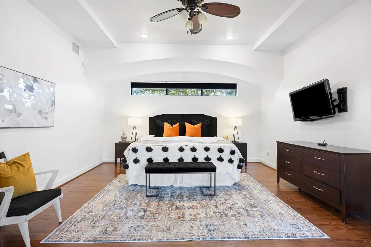 1106 Timbergrove Lane, Houston, TX 77008 - Image #1