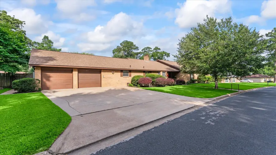 120 Hickory Street, Huntsville, TX 77320 - #3