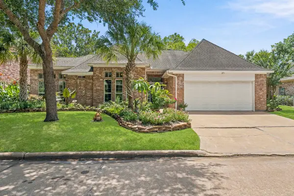 4610 Lake Village Drive, Fulshear, TX 77441
