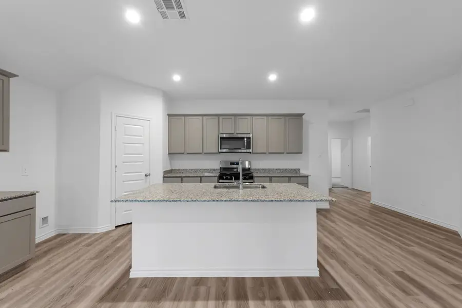 5650 Spoonbill, Orange, TX 77632 - Image #2