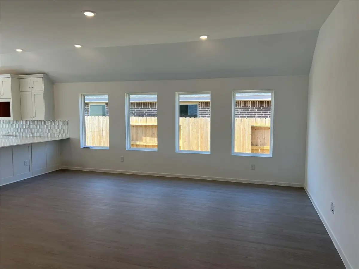 6215 Twisted Knoll Court, Magnolia, TX 77354 - Image #1