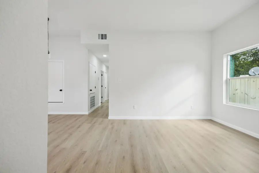 301 Cartersville Street, Houston, TX 77029 - Image #2