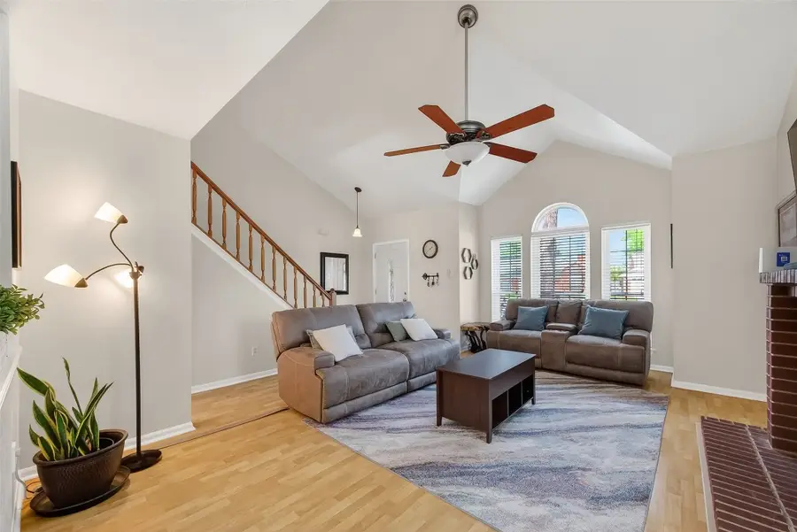 1563 Hillside Elm Street, Houston, TX 77062 - #3