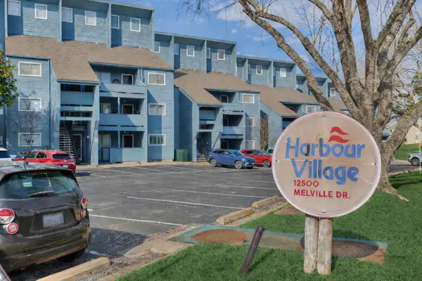 12500 Melville Drive #3, Montgomery, TX 77356