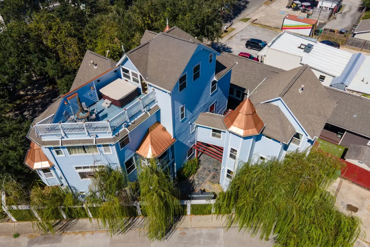 3012 Houston Avenue Avenue, Houston, TX 77009 - Image #1