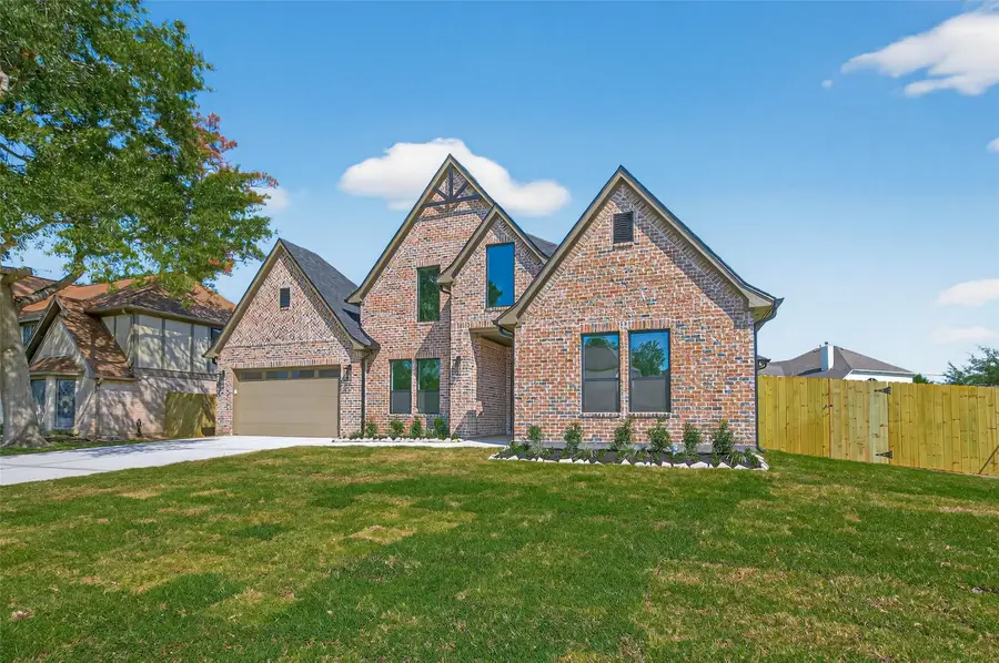 8926 Sedgemoor Drive, Tomball, TX 77375 - Image #2