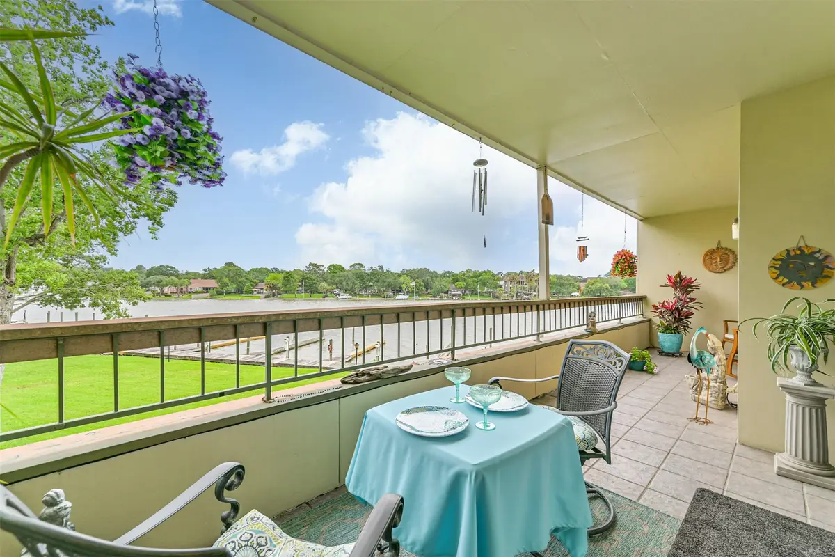 18809 Egret Bay Boulevard #306, Webster, TX 77058 - Image #1