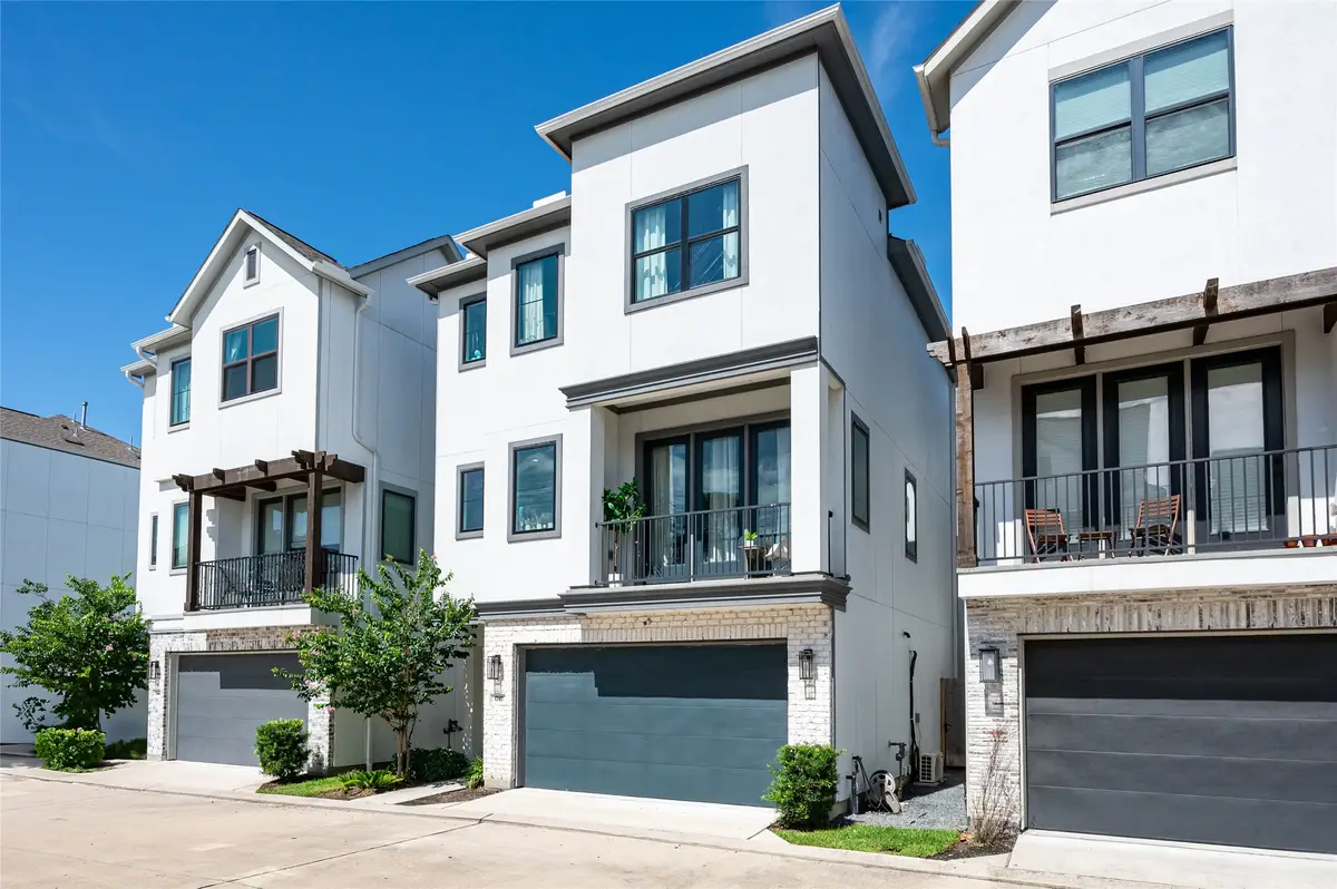 1747 Ojeman Spring Lane, Houston, TX 77055 - Image #1