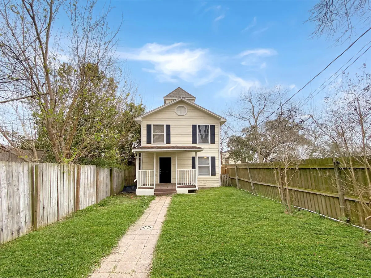 4815 8th Street, Bacliff, TX 77518 - #1