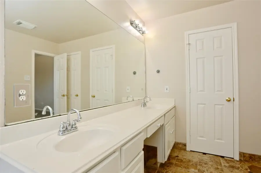 6227 Sentry Park Lane, Houston, TX 77084 - Image #2