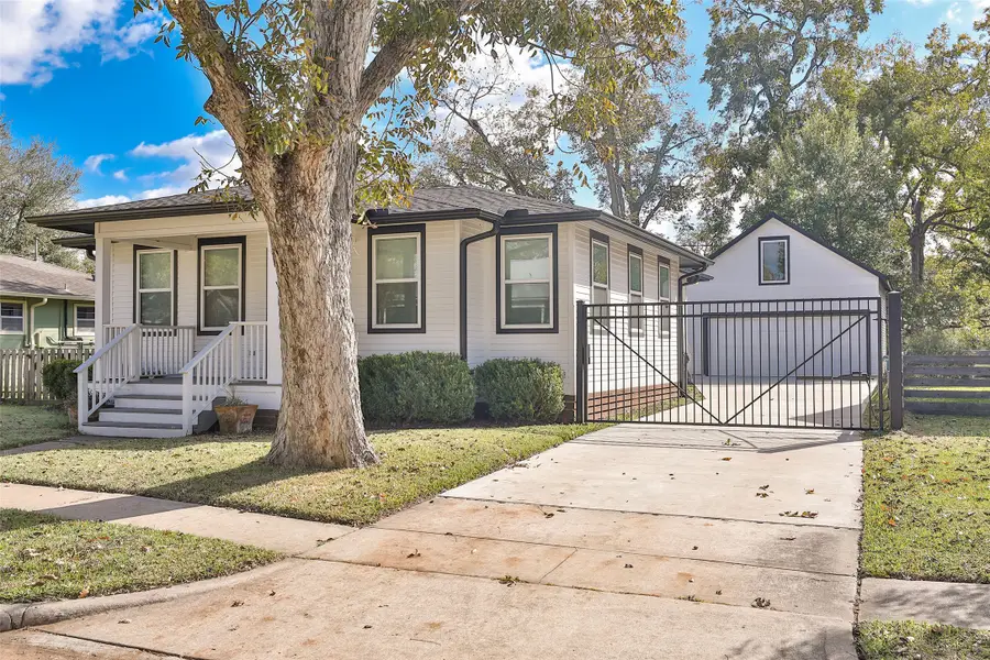 126 2nd Street, Sugar Land, TX 77498 - Image #3