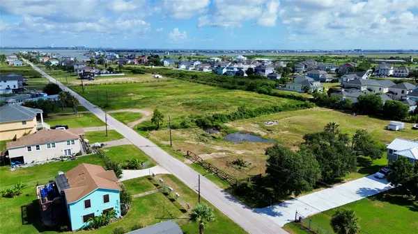 Lot 24 103rd Street, Galveston, TX 77554