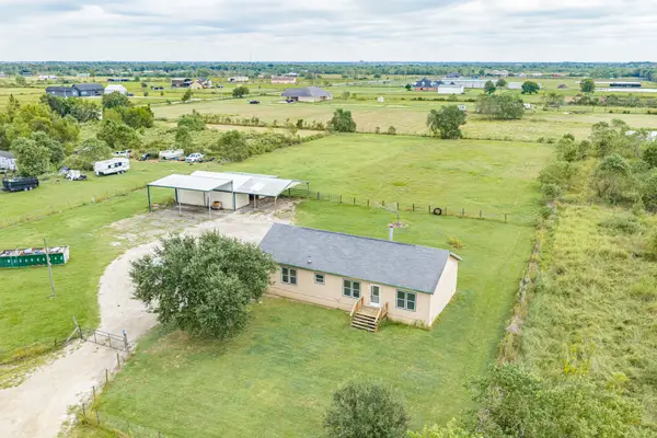 1108 County Road 55, Rosharon, TX 77583
