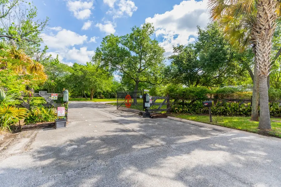 1280 Cherokee Lane, Beaumont, TX 77702 - #2