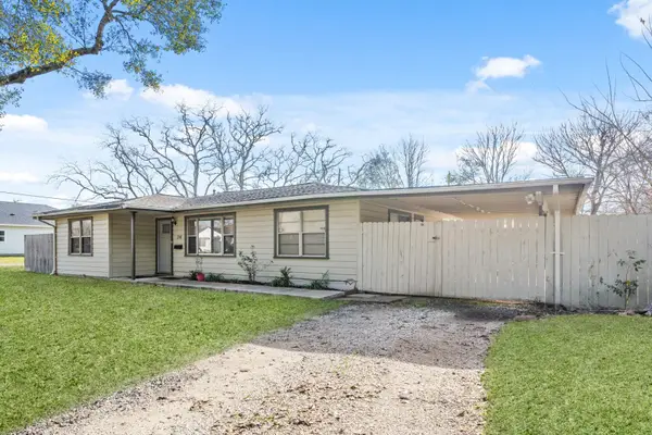 316 Avenue B, La Marque, TX 77568