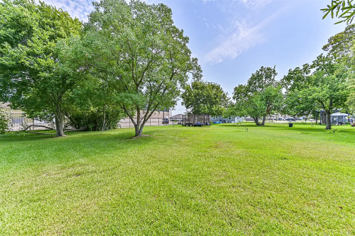 1400 South Broadway, La Porte, TX 77571 - Image #1