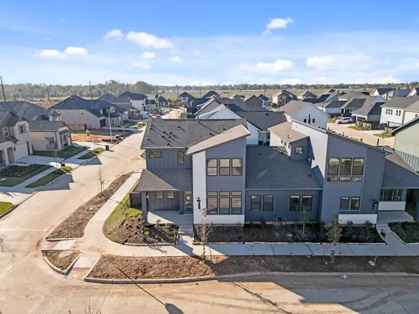 1220 Mercantile Street, Richmond, TX 77406