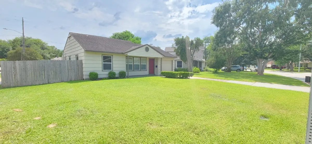 5501 Huisache Street, Houston, TX 77081 - Image #1