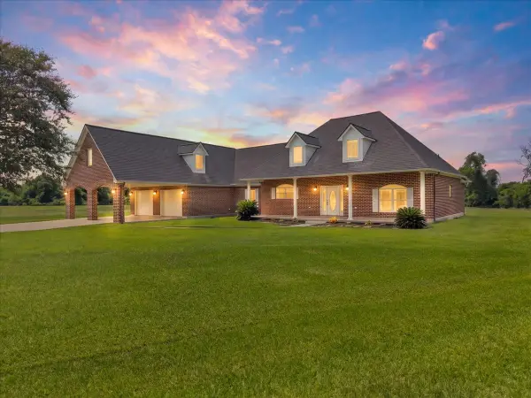 3627 Madison Avenue, Baytown, TX 77523