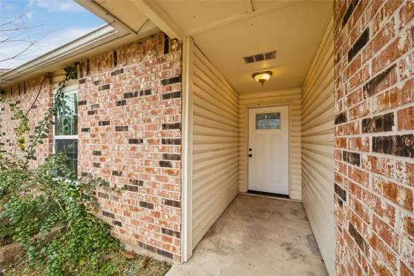 15215 Mcconn Street, Webster, TX 77598