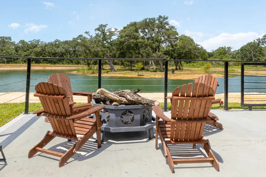 1839 Cr 103, Columbus, TX 78934 - Image #3