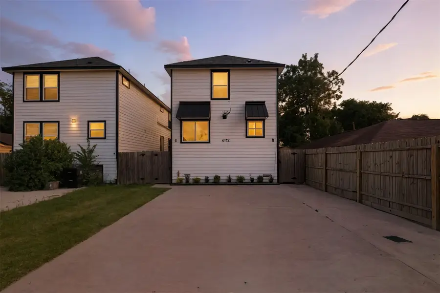 4112 Majestic Street #B, Houston, TX 77026 - Image #2