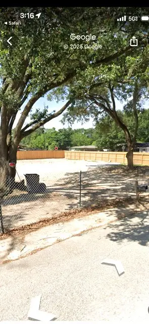 43 N Wickerwood Street, Houston, TX 77080