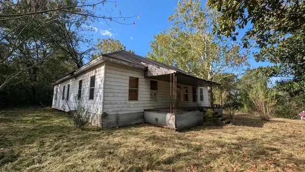 1407 Madam Queen Street, Marshall, TX 75670