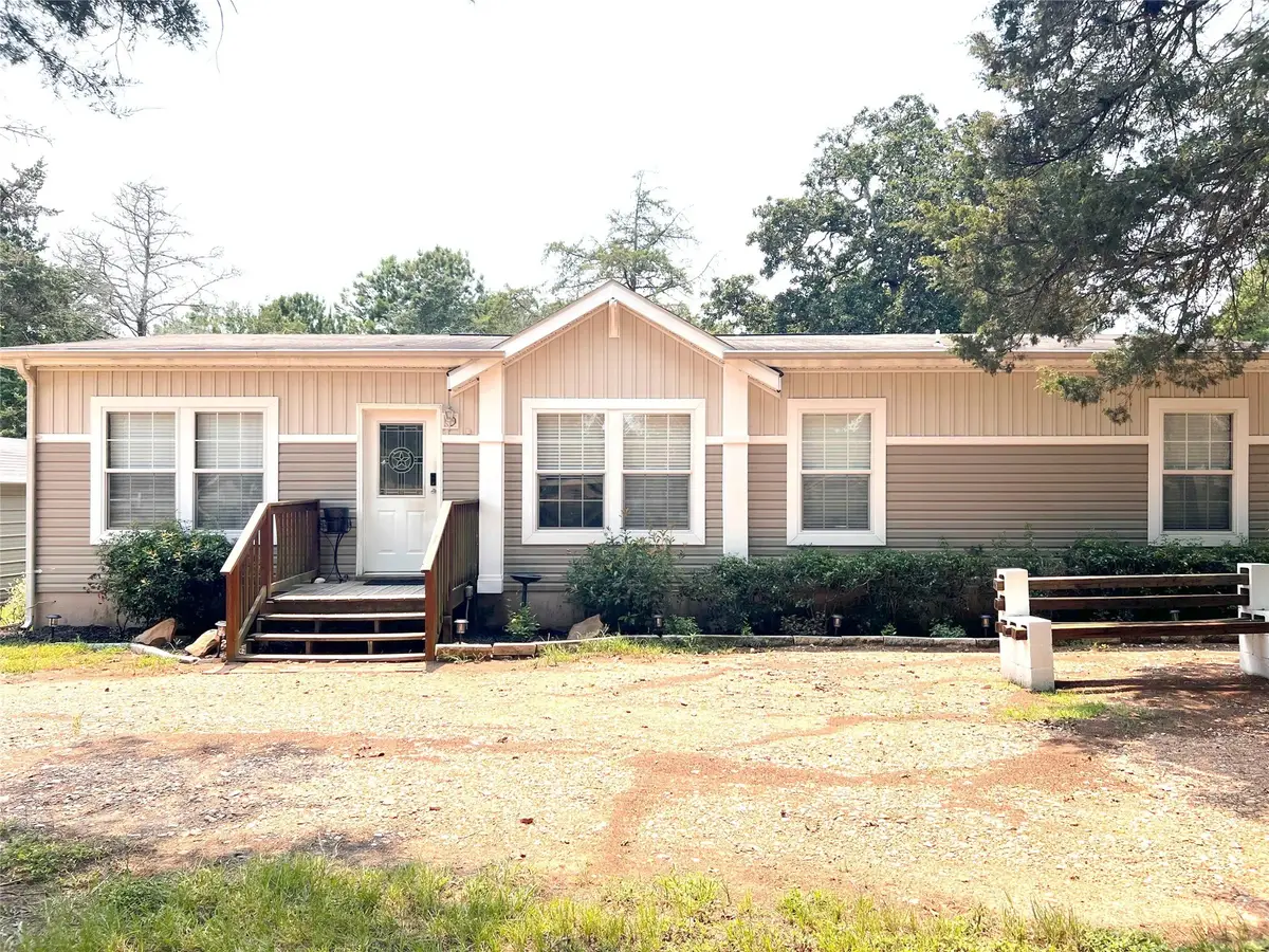 1079 Schuette Road, New Ulm, TX 78950 - Image #1