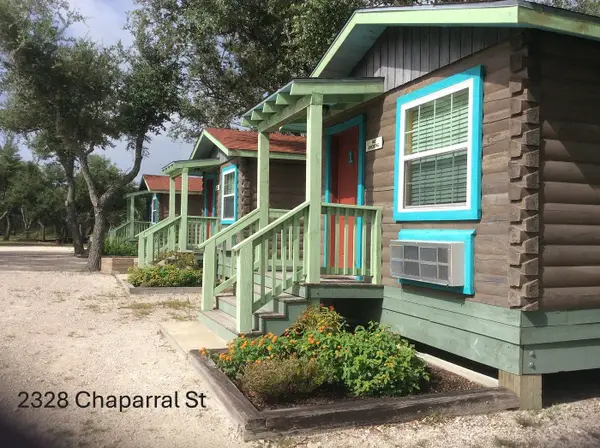 2328 Chaparral Street, Rockport, TX 78382