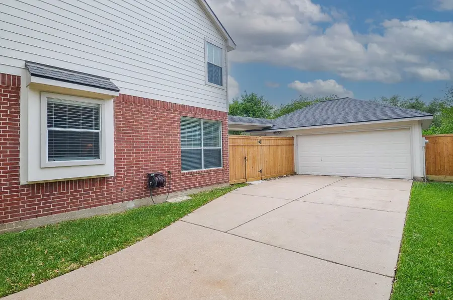 4003 Lady Atwell Court, Missouri City, TX 77459 - #3