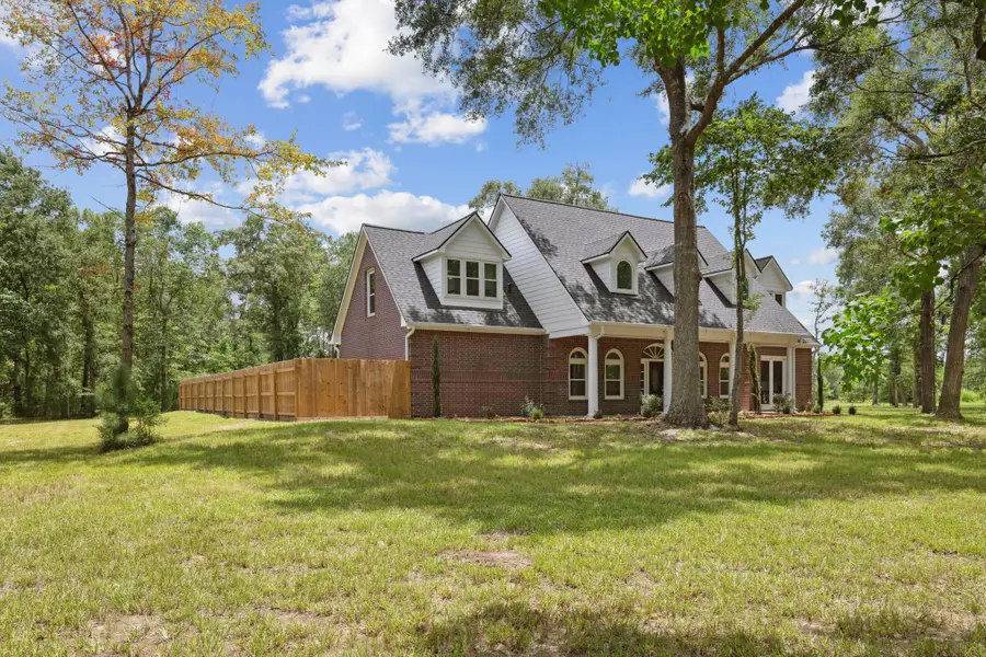 18489 Country Place Drive, Conroe, TX 77302 - Image #2