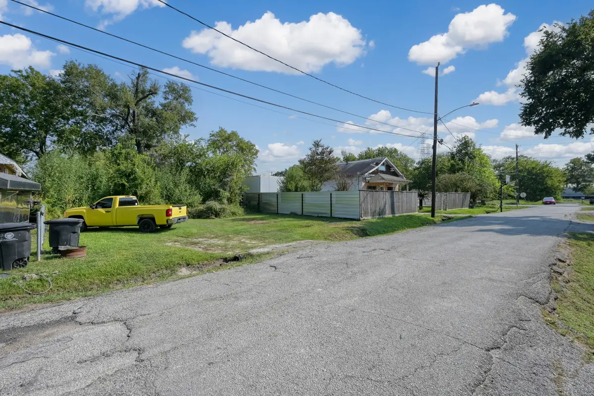 7223 Tilgham Street, Houston, TX 77020 - Image #1