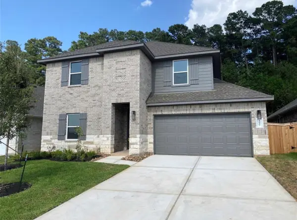 1057 Dancing Feather Street, Montgomery, TX 77316