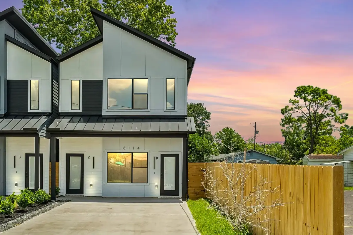 8114 Double Avenue #C/D, Houston, TX 77088 - Image #1