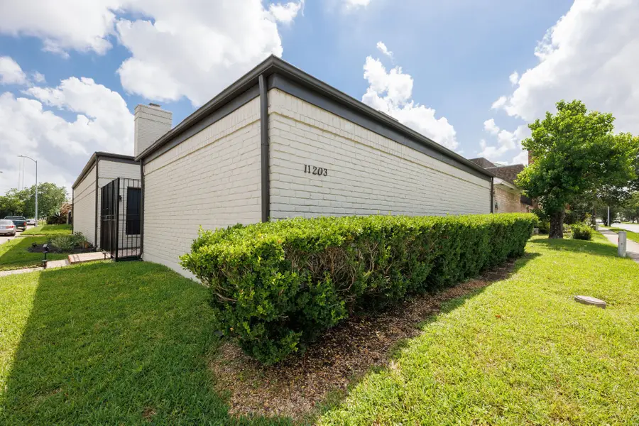 11203 Briar Forest Drive, Houston, TX 77042 - Image #2