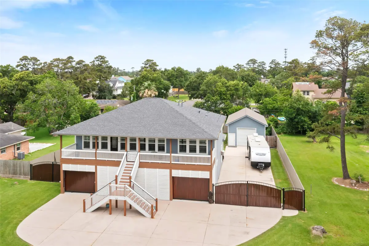 610 S Shady Lane, La Porte, TX 77571 - Image #1