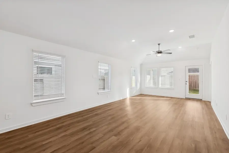 22488 Douglas Court, New Caney, TX 77357 - Image #3