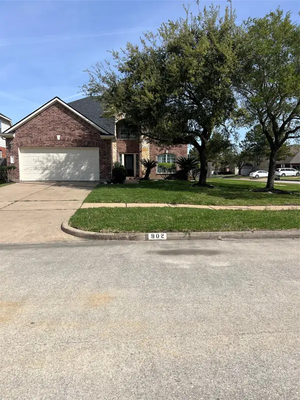 902 Brandy Street, Stafford, TX 77477