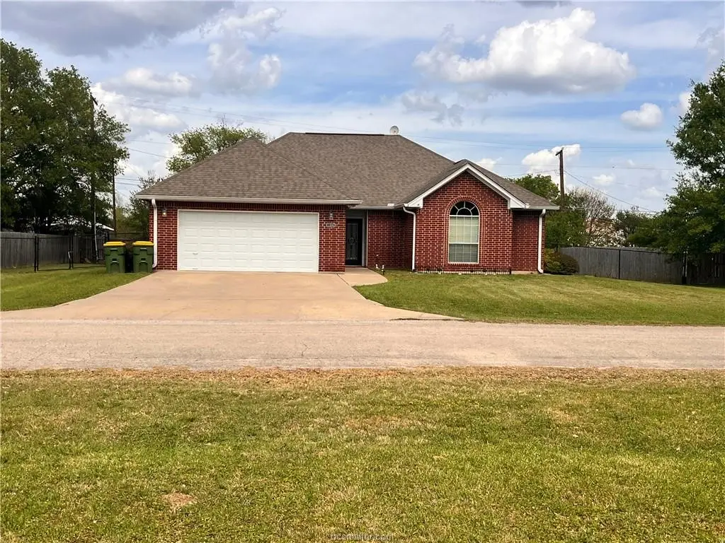 104 Frost Creek Avenue, Groesbeck, TX 76642 - #1