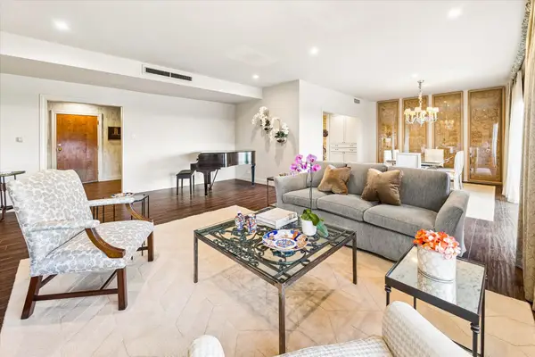 2929 Buffalo Speedway #A203, Houston, TX 77098