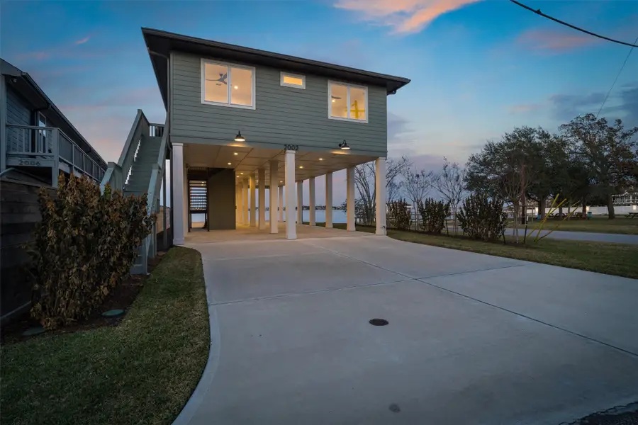 2002 Cove Park Drive, Kemah, TX 77565 - #2