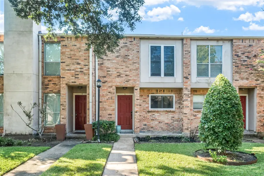 6410 Ferris Drive #14, Houston, TX 77081 - Image #2