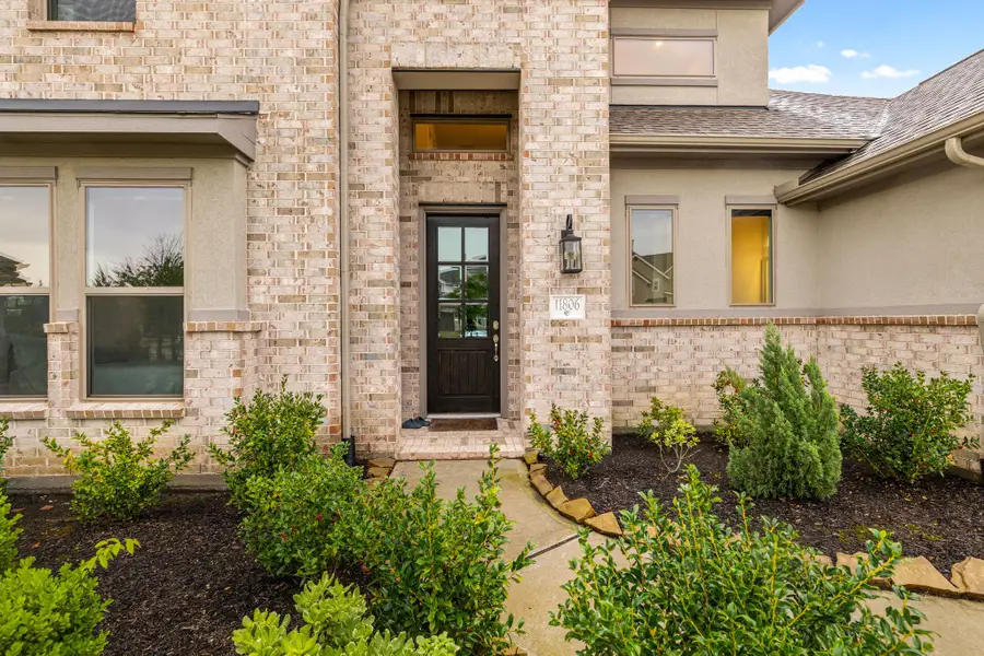 11806 Creekside Shore Circle, Cypress, TX 77433 - #2