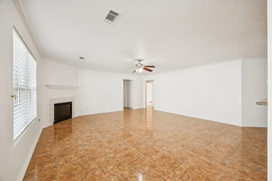 1922 Tomlinson Trail Drive, Houston, TX 77067 - Image #2