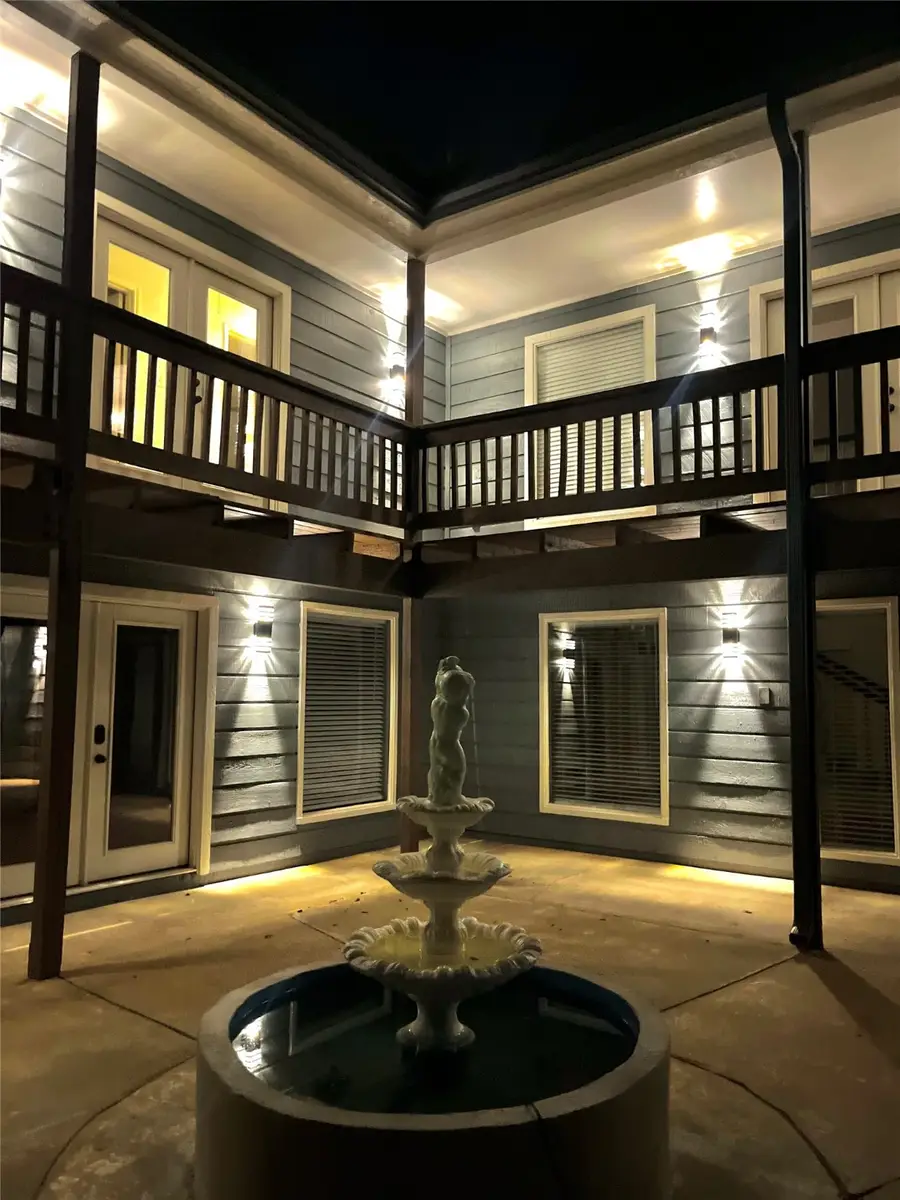 2926 Meadowcreek Drive, Missouri City, TX 77459 - #3